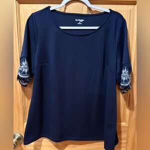 Kim Rogers Petite blue and white top women’s Xl